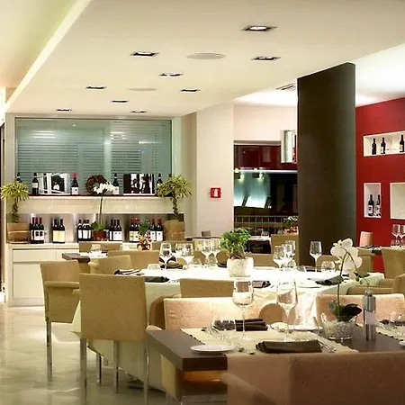 فندق Jazz 4*