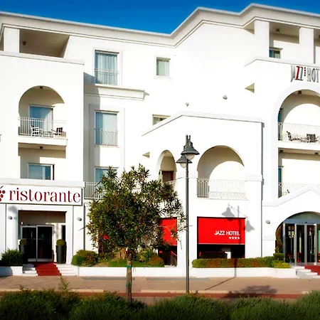 ジャズ ホテル 4*