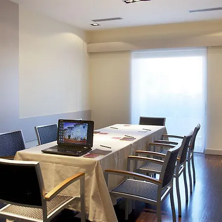 Jazz 4* أولبيا